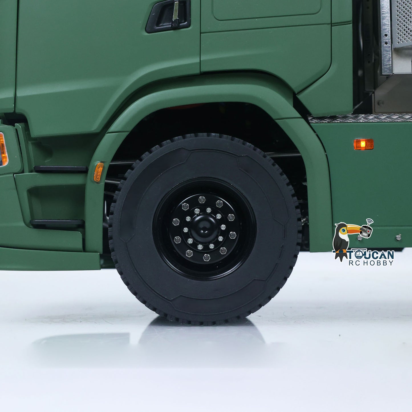 1/14 RTR Remote Control Tractor Truck SC 770S 8*8 RC Lorry Vehicle Model Metal Chassis Axle Lock Hobbywing ESC Flowing LED Light