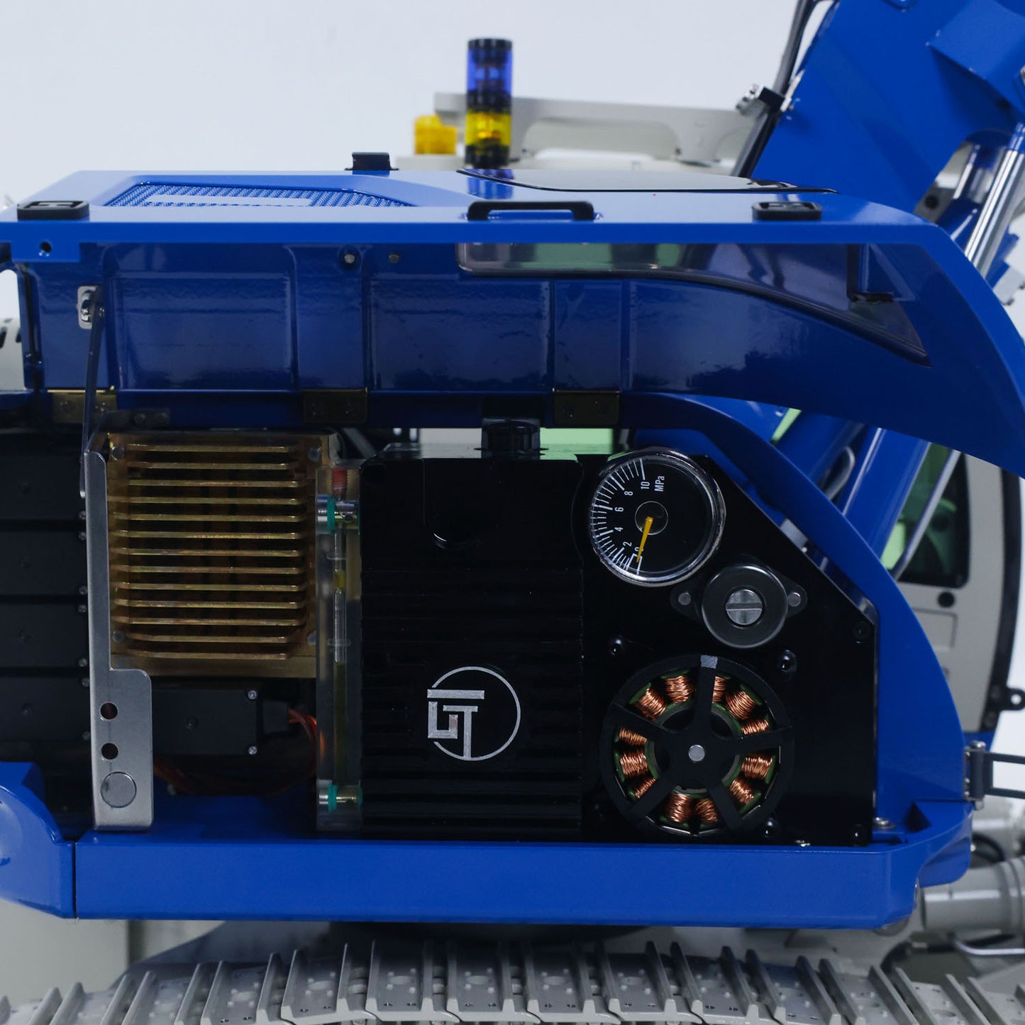 CUT Model 1/14 RC Hydraulic Excavator 914 5CH Valve Metal Remote Control Digger Construction Vehicle Warning Light Flysky ST8 Radio Sound System