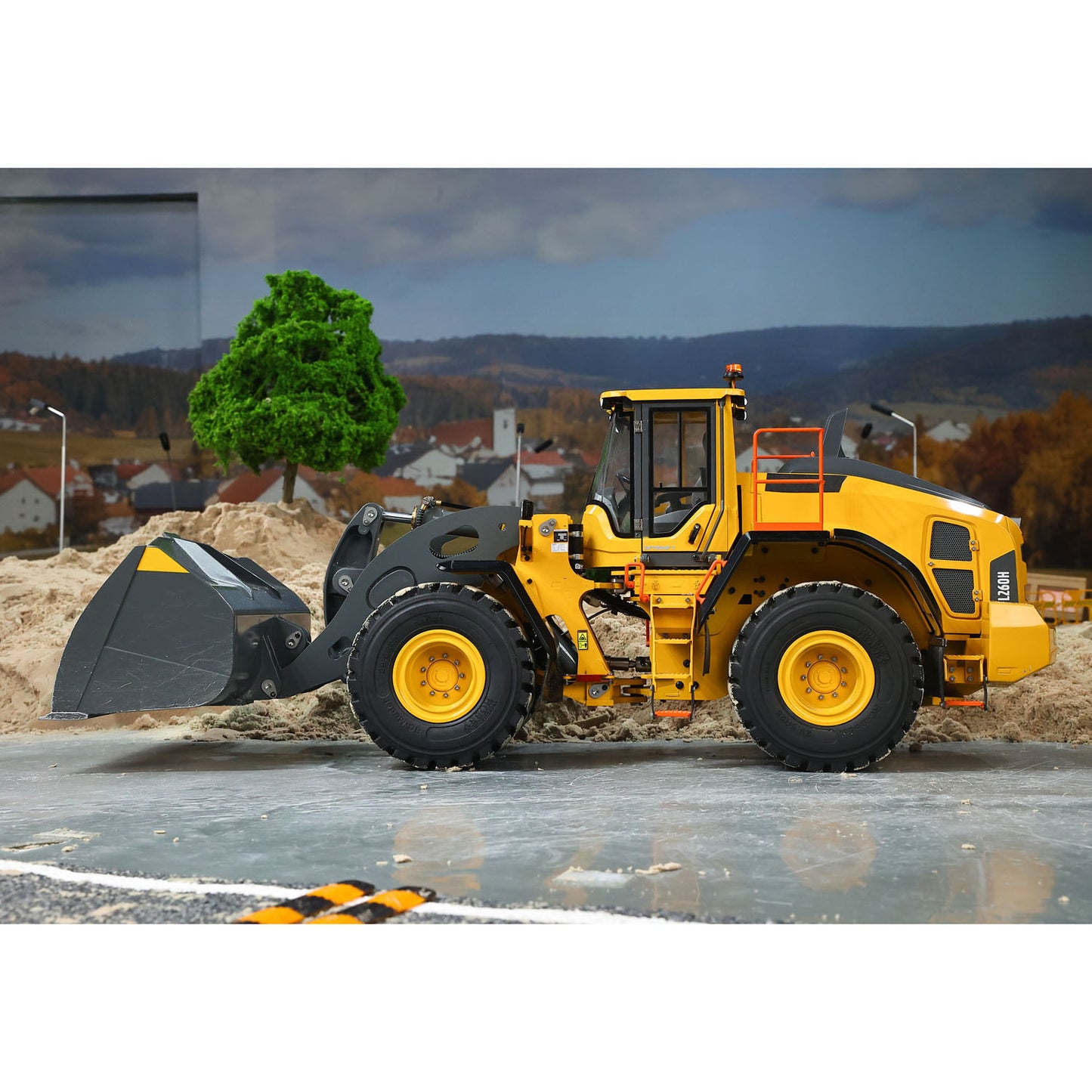 Double E Metal 1/14 4X4 Remote Control Hydraulic Loader L260H Axle Locks 2Speed Gearbox Brushless Motor Battery RTR Light System