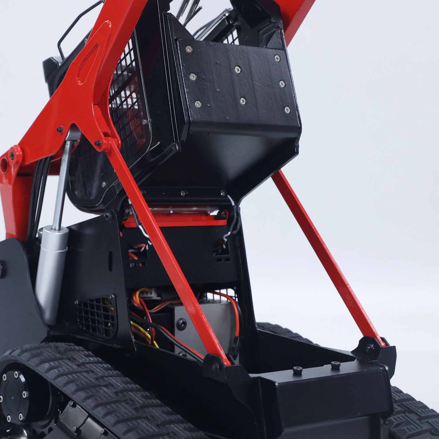 Fast Shipping 1/14 Hydraulic RC Tracked Loader SM770 Skid-Steer Remote Control Car Model