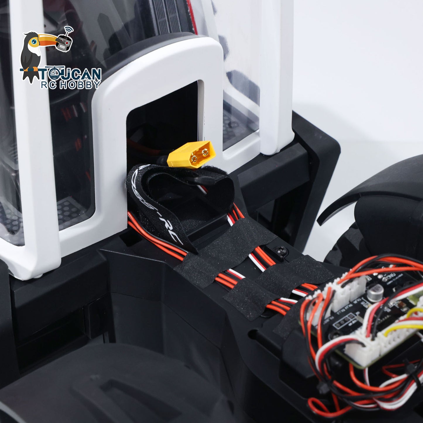 US STOCK CROSSRC 1/8 RC Tractor TL4 Iron Bull Remote Control Model Car Light Motor 2Speed