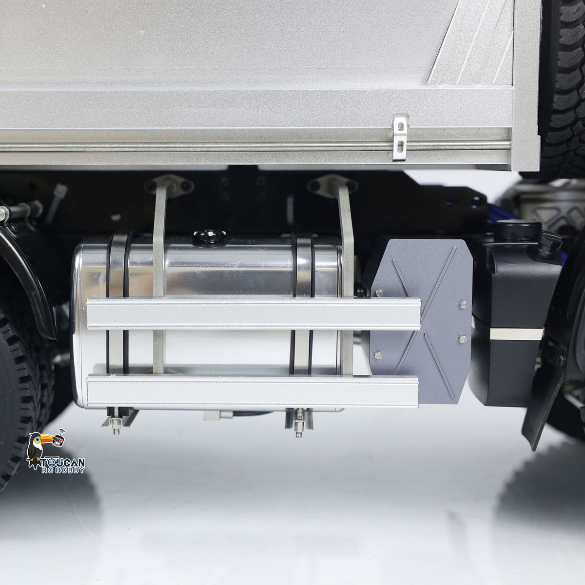MD 1/14 6x6 Hydraulic RC Painted Assembled PNP Truck Dumper With 2-speed Gearbox Sound Light System