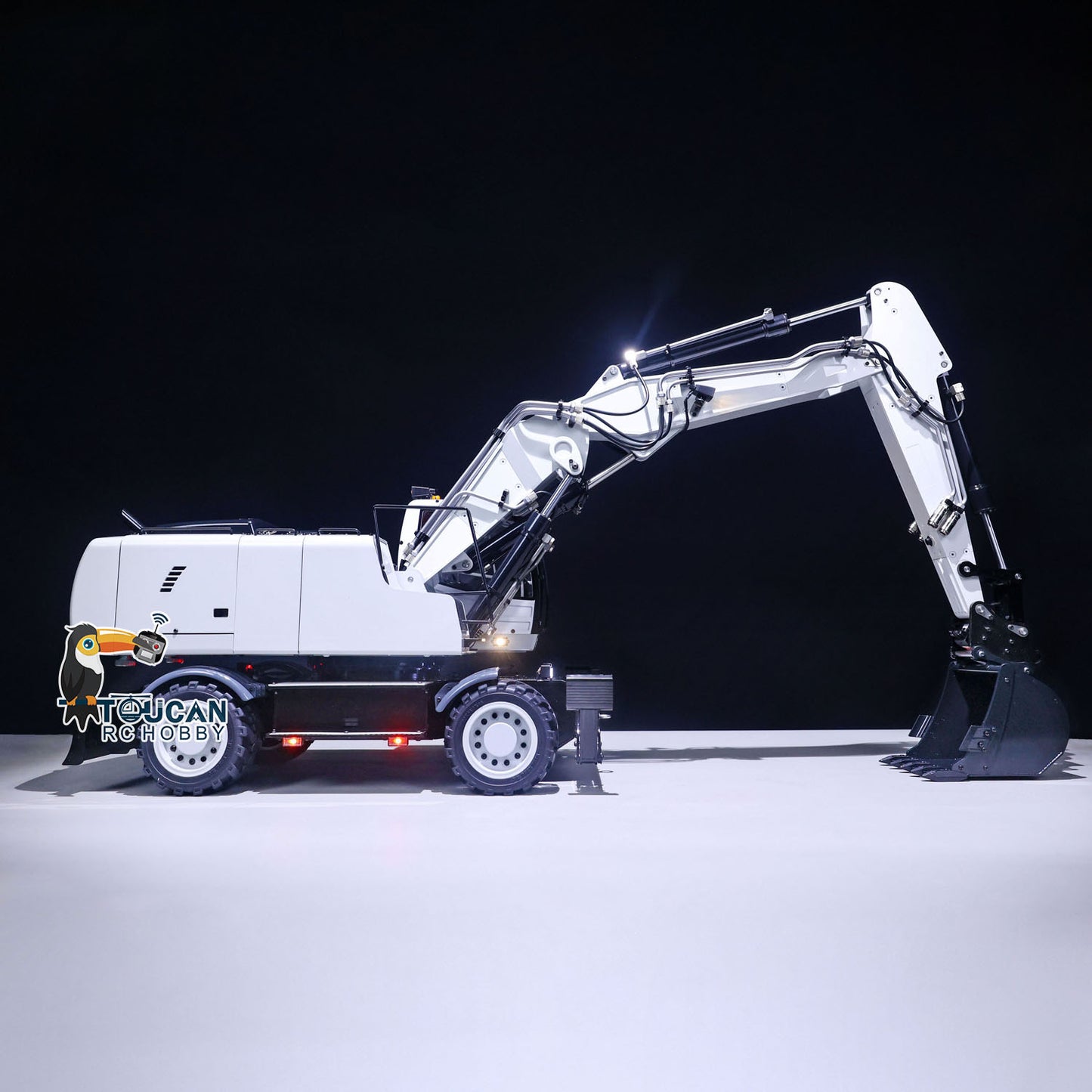 1/14 R946 Hydraulic RC Excavator 946-3 Wheeled Digger With PL18EV Controller