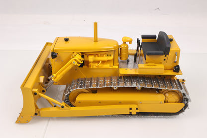 Deposit Pre-order 1/14 RC Metal Bulldozer D7 MD New Product Hydraulic Construction Vehicles Remote Control Car Model ST8 Light Sound Battery