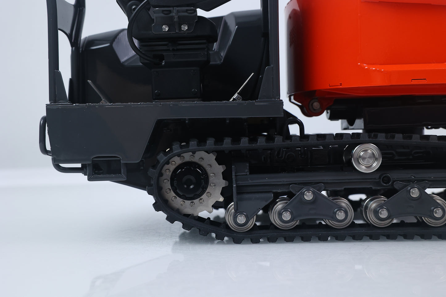 LESU Metal 1/14 Hydraulic Remote Control Tracked Dumper KC300HR-5 RC Tipper Model Light Sound System FlySky Radio Battery