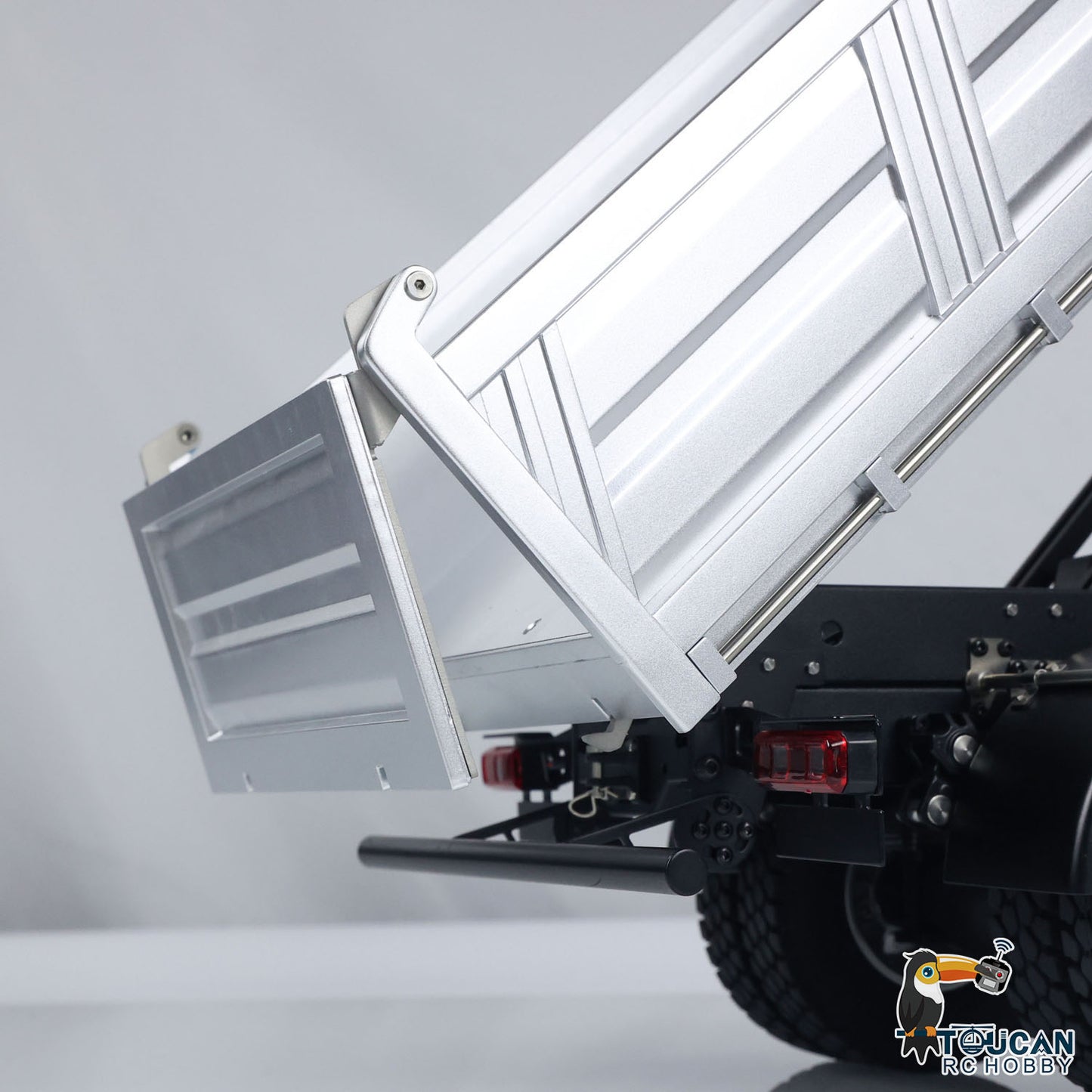 Fast Shipping 1/14 Kabolite 5701 RC Dump Truck 4x4 Remote Control Dumper Car Sound Light Model