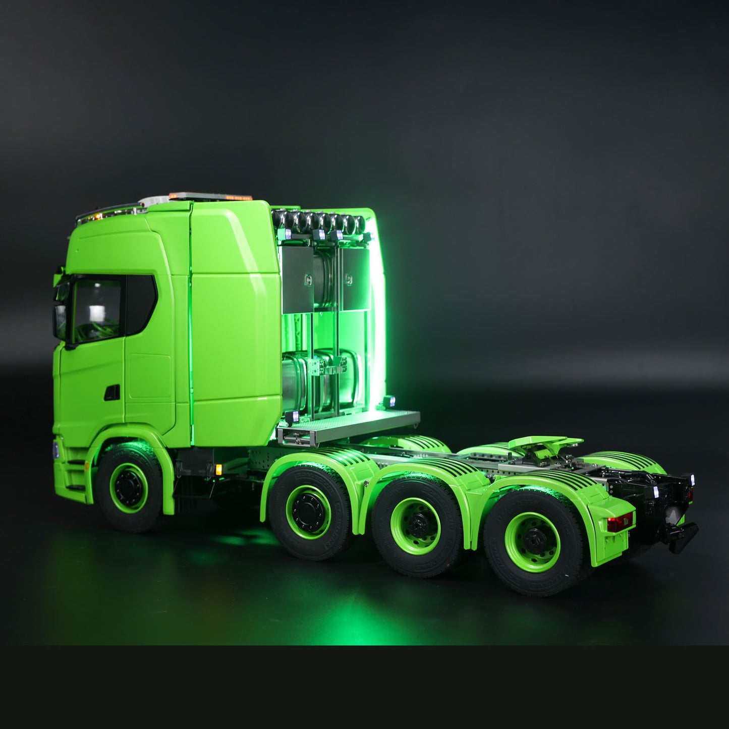 8x8 Metal Chassis 1/14 RC Tractor Truck 770S Remote Control Lorry ST8 Radio Battery RTR Warning Lights Spotlight Magnetic Roof