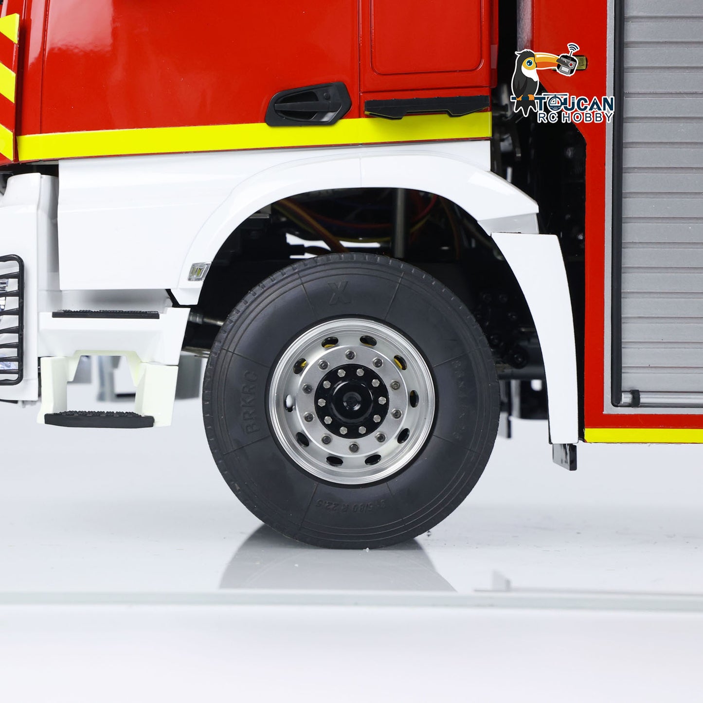 1/14 4X2 Metal Chassis Electric Lift Ladder Truck RC Fire Truck ST8 Radio 2Speed Full Metal Differential Axle