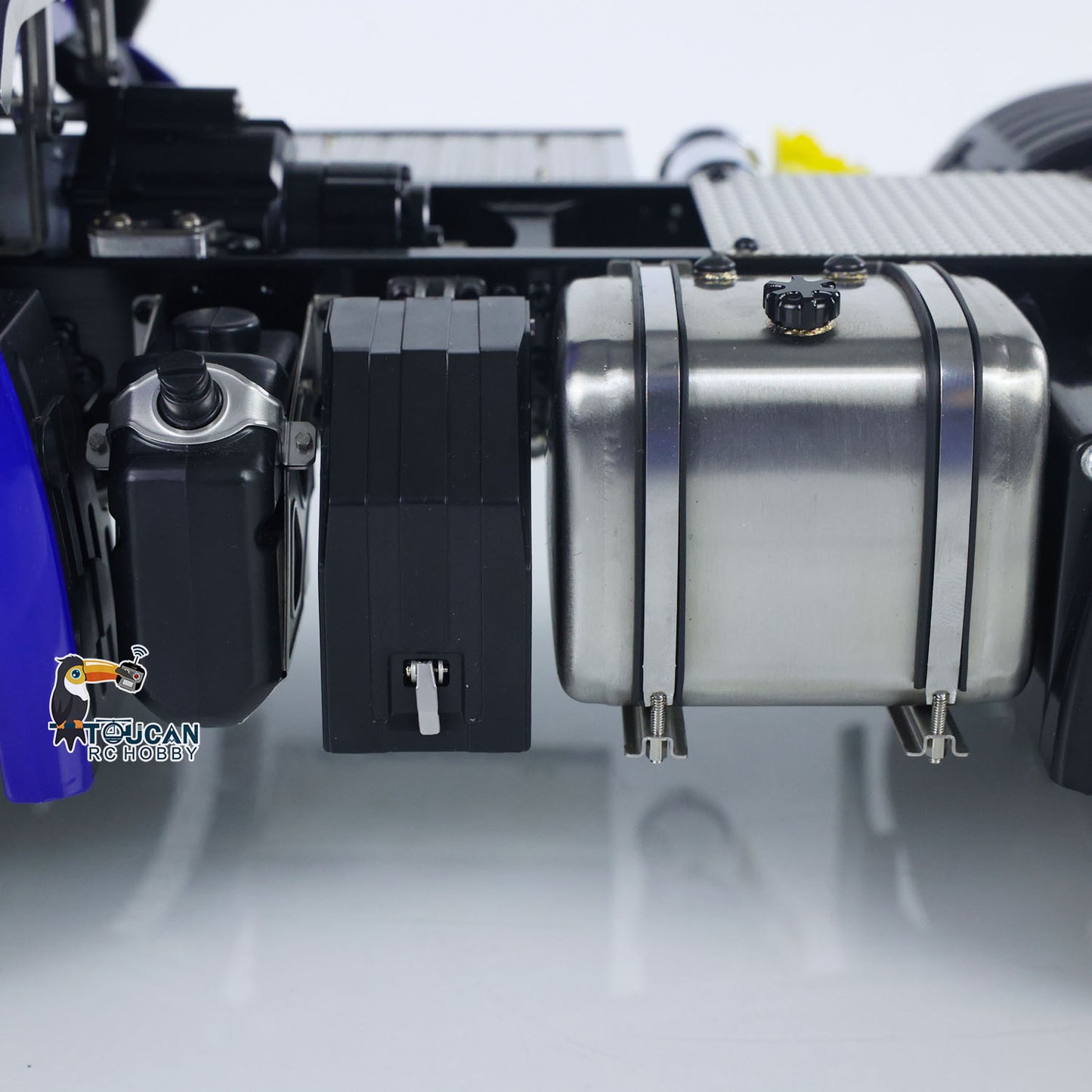 6X6 1/14 Radio Controlled Lorry Car RC Tractor Truck Model Battery RTR NO Lock Differential Axles 2Speed for TAMIYA Semi Trailer