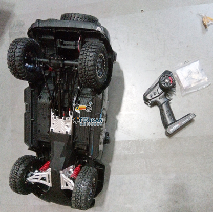 Free Shipping Second Hand US Stock TRACTION HOBBY 1/8 RC Climbing Car Tank 300 Special Edition 4WD Crawler Off Road Vehicle Axle Lock Brushed Motor DDF 350 Radio