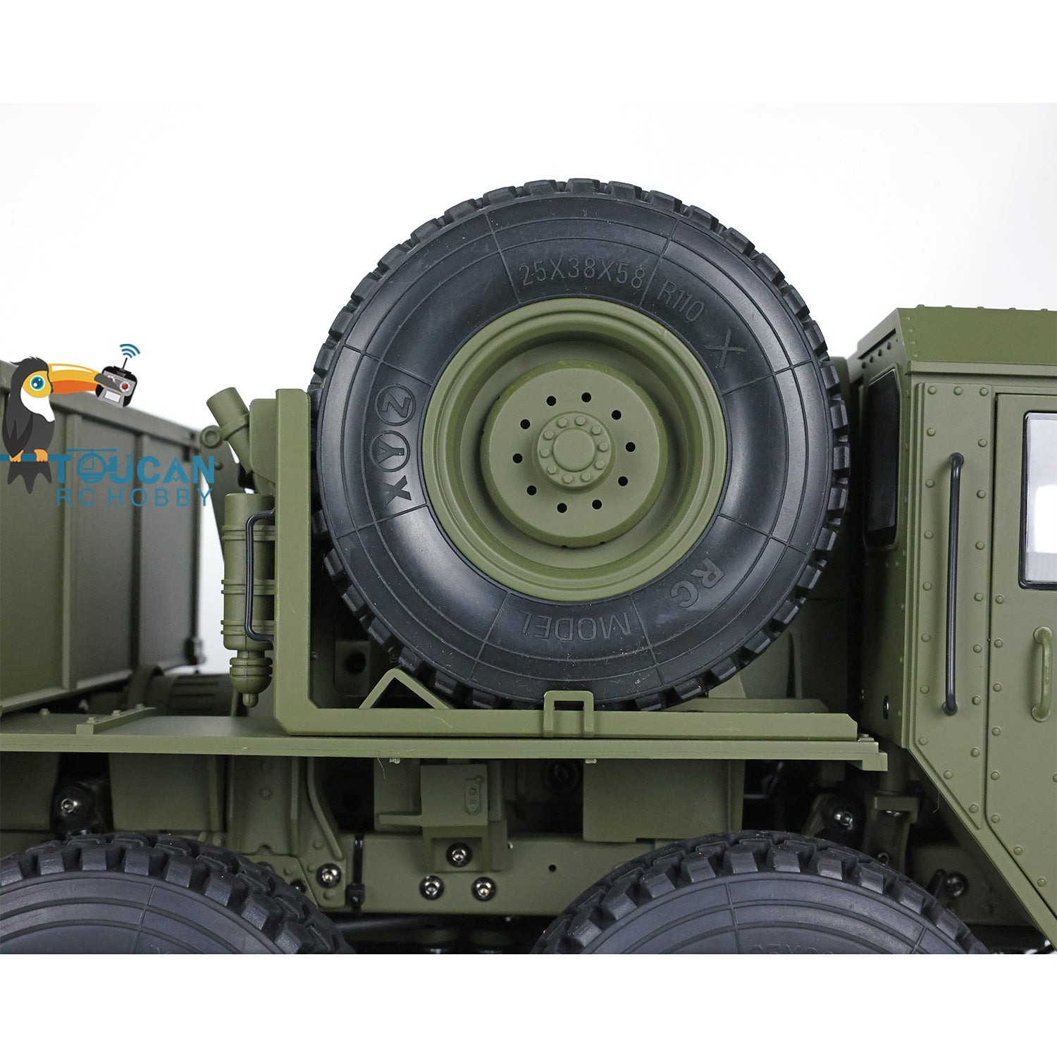 HG 1/12 RC US Military Truck Metal 8*8 Chasis Model 2.4G Radio