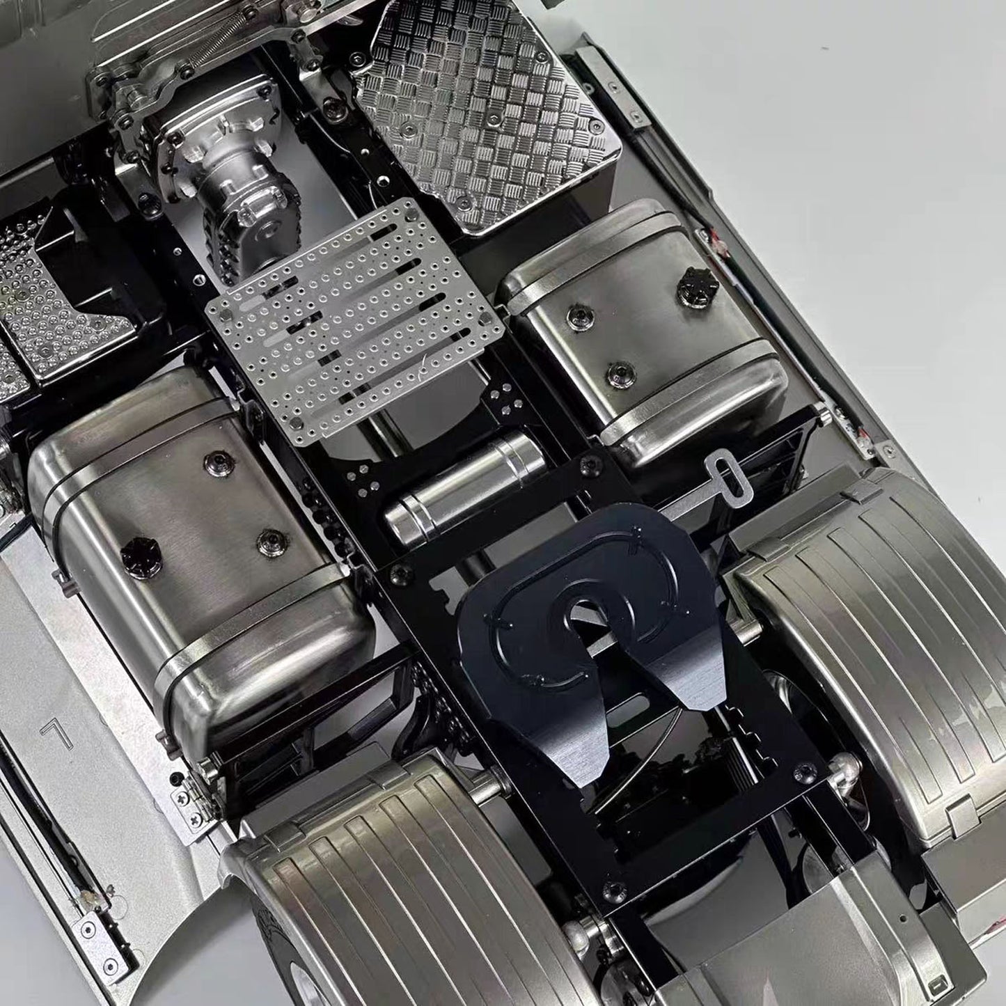 RTR 1/14 4x4 Radio Control Tractor Truck SC 770S for TAMIYA Axle Locks 2Speed Hobbywing 1060 ESC Metal Chassis Lorry Vehicle