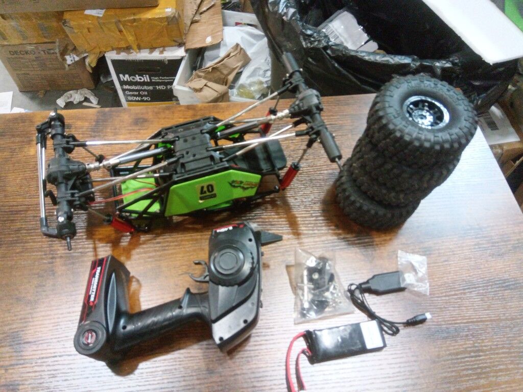 Second Hand US Stock Remote Control 1/10 Rock Crawler 2.4G 4*4 RTR Electric Radio Off-road Truck