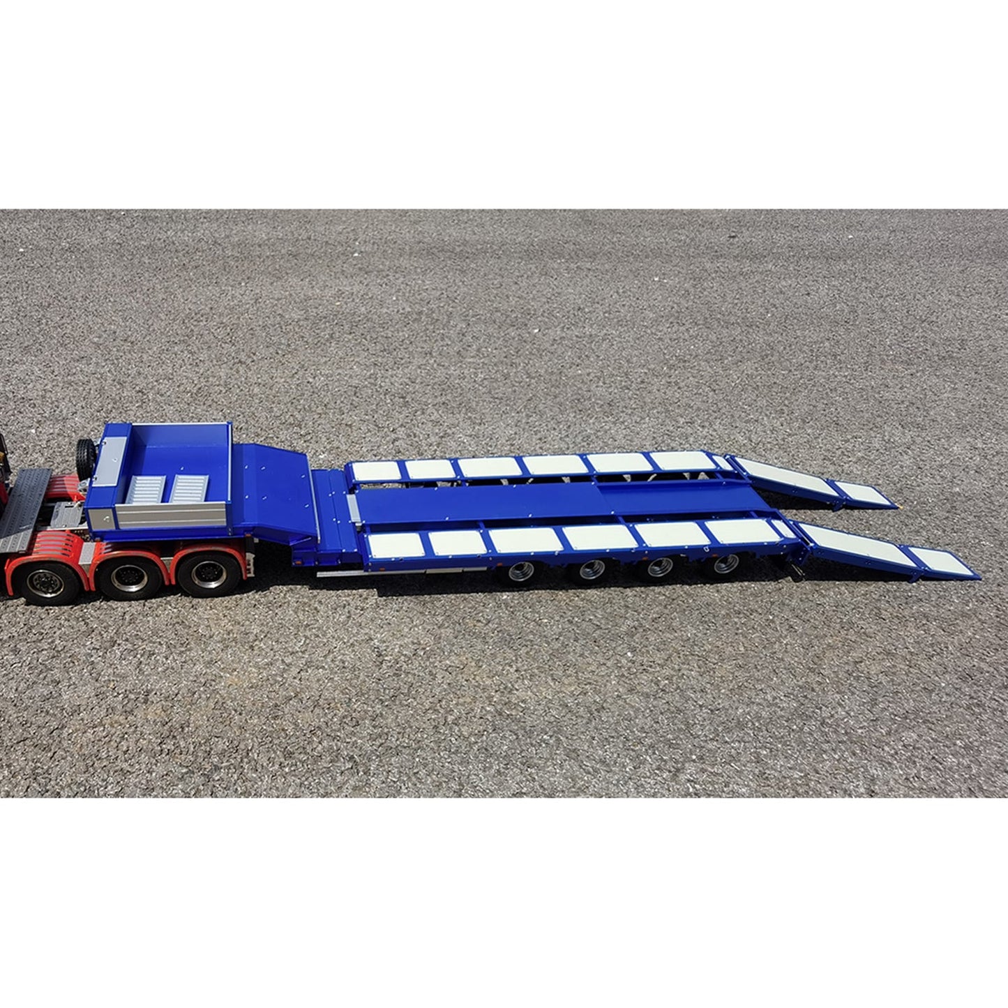 IN STOCK Degree 1/14 Metal 997 Heavy 4Axle Steering Trailer With Rear Ramps