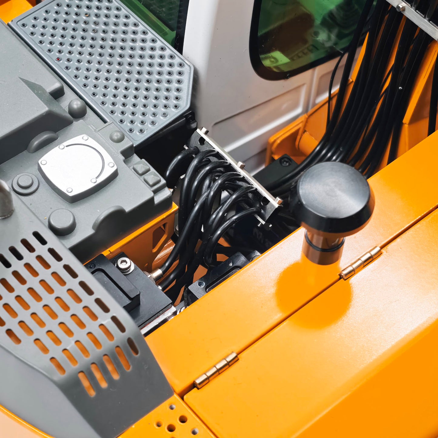 JDM-208 1/14 7CH Remote Control Hydraulic Excavator R920 2Arms Metal RC Digger Flysky PL18 EV Lite Sound System Quick Coupler