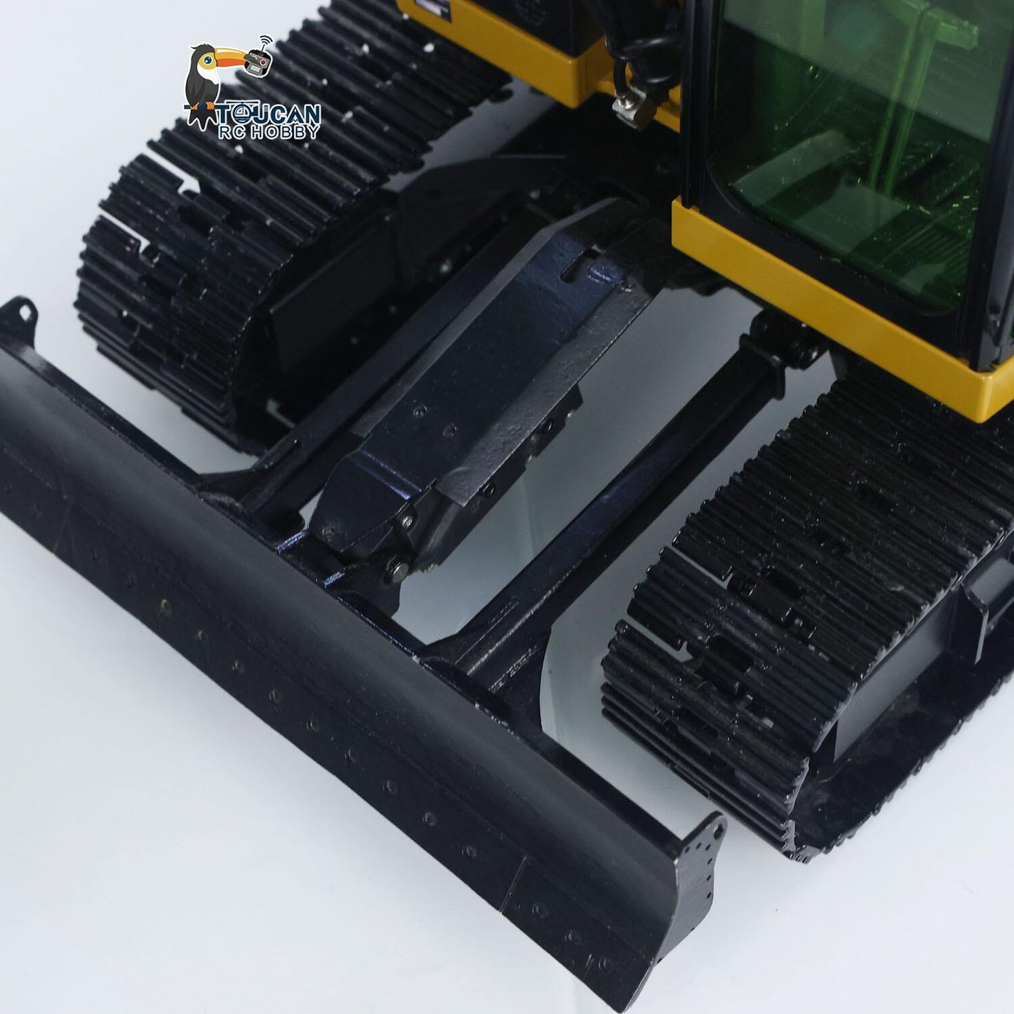 Metal 1/14 RC Hydraulic Excavator C308 Radio Controlled Digger Construction Vehicle RTR Model Flysky ST8 Radio Battery