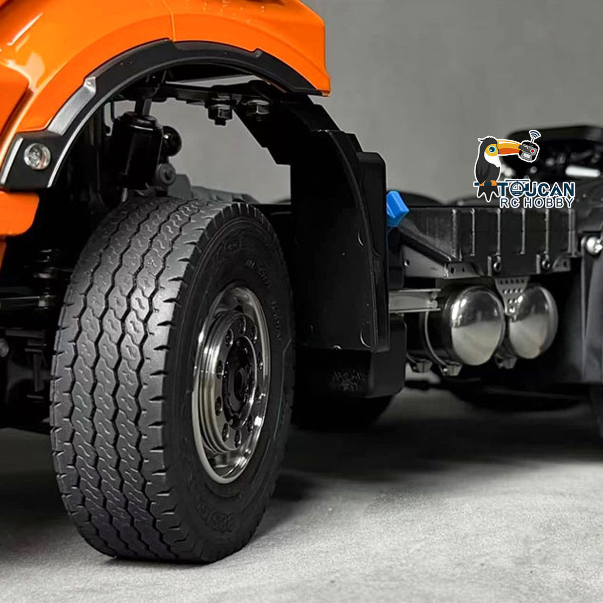 TOUCAN 1/14 Metal 6X6 Remote Control Tractor Truck RC Lorry Car 3Speed Gearbox Wheelhub Reduction Axle Light Sound System ST8 Radio