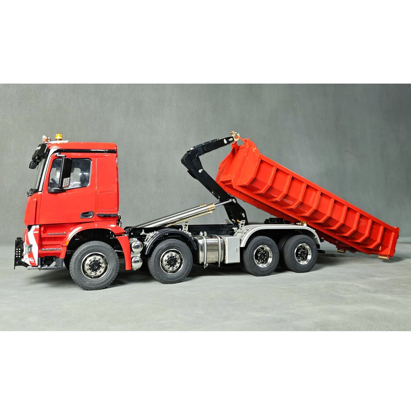 8X8 1/14 Remote Control Hydraulic Roll On Off Dumper 5 Valves RC Full Tipper 3Speed Transmission Light System Sound No Battery