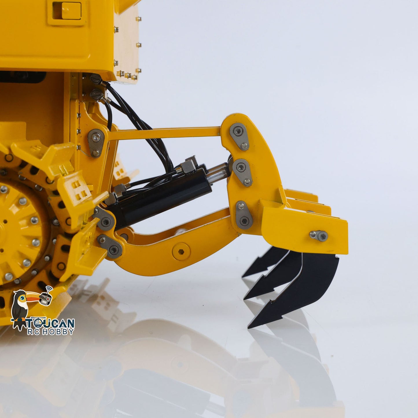 BSM D3 RC Bulldozer Rear Hydraulic Tow Hook Detail