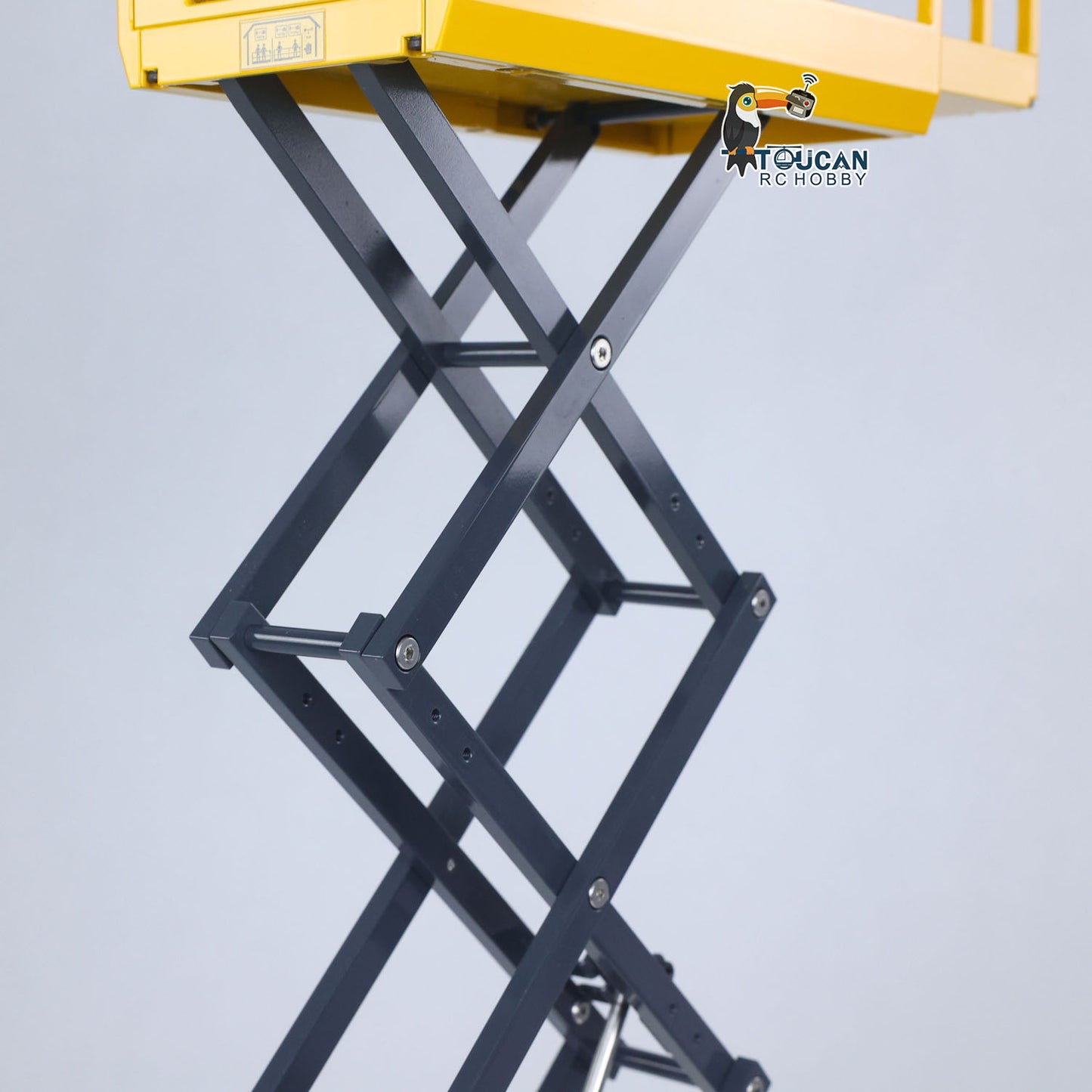 CUT 1/14 metal hydraulic RC scissor lift hydraulic cylinder detail