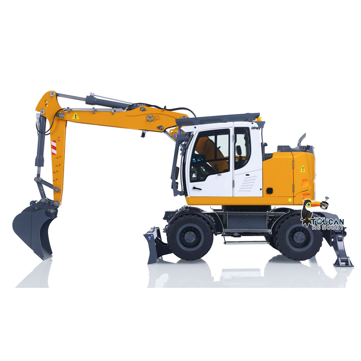 CUT 1/14 RC 914 Standard Wheeled Excavator Full Side Profile, Deployed Outriggers, Dozer Blade, Complete RC Digging Machine Outer Appearance