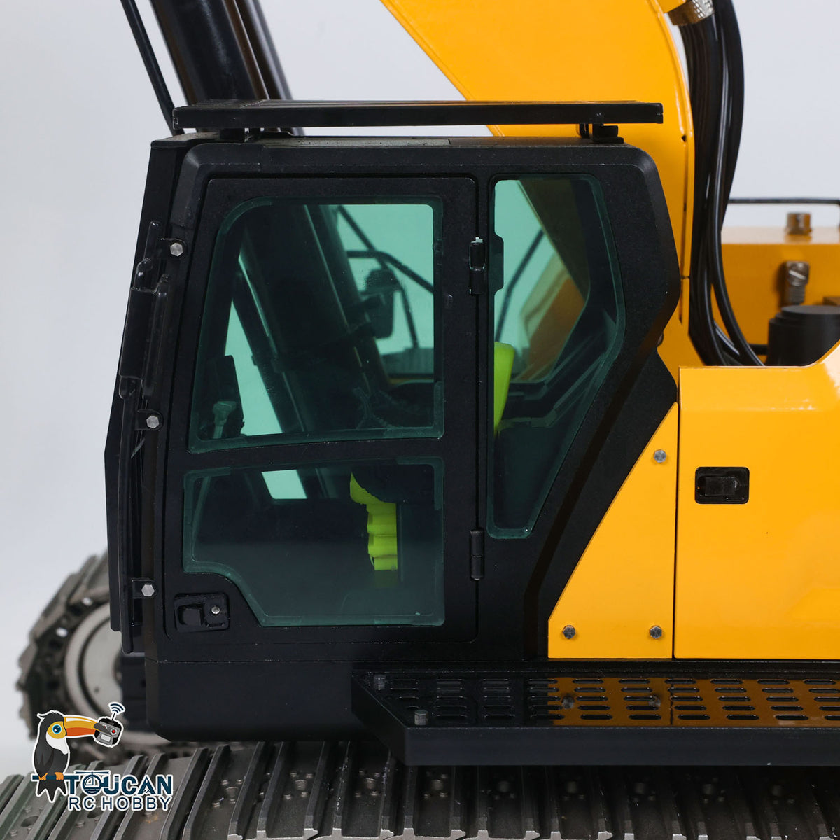 GZJC 395 1/12 Hydraulic Excavator Cab Side Close-Up, Cabin Window & Interior Structure Detail