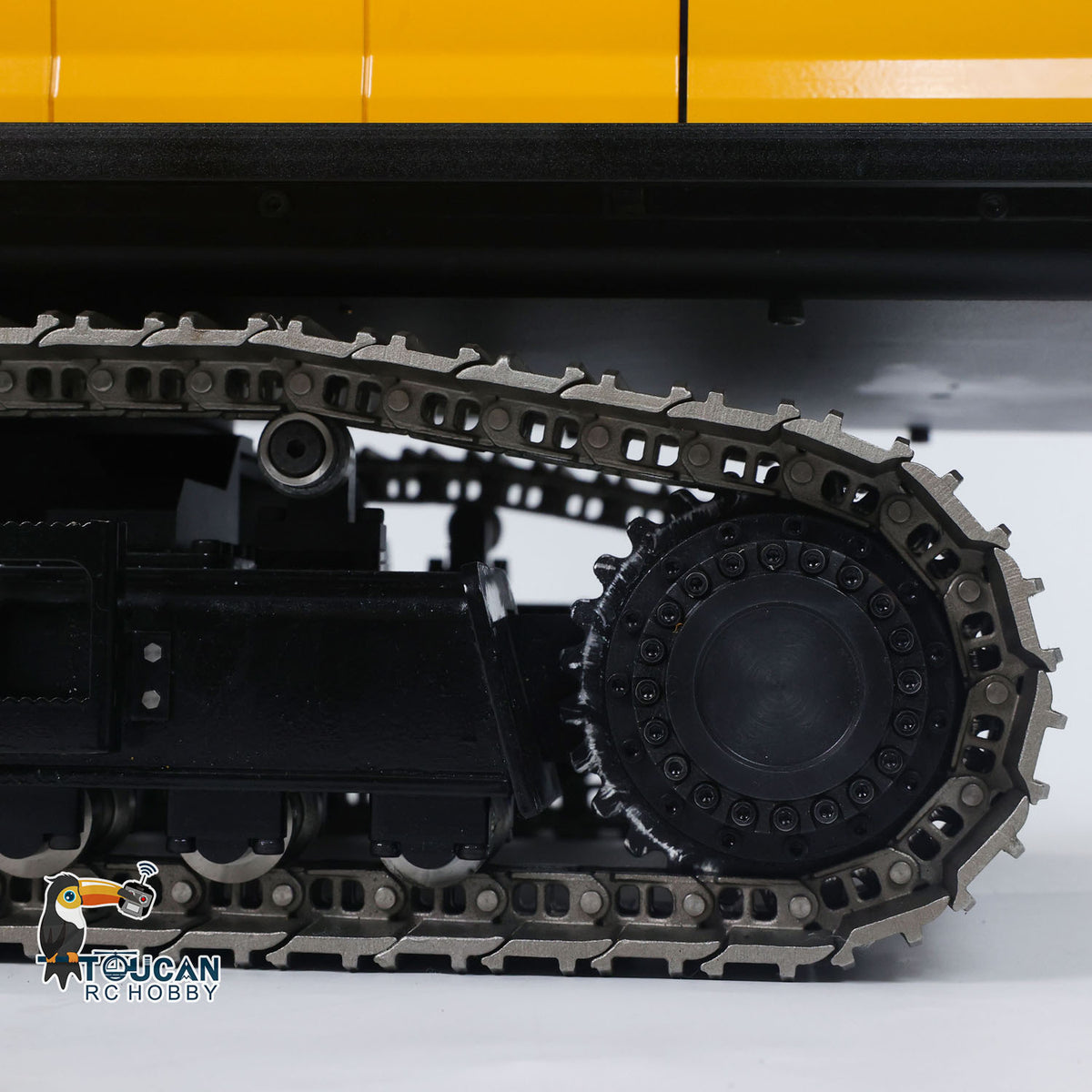 GZJC 395 1/12 Hydraulic Excavator Track Idler Wheel Close-Up, Front Idler & Track Tension Structure Detail