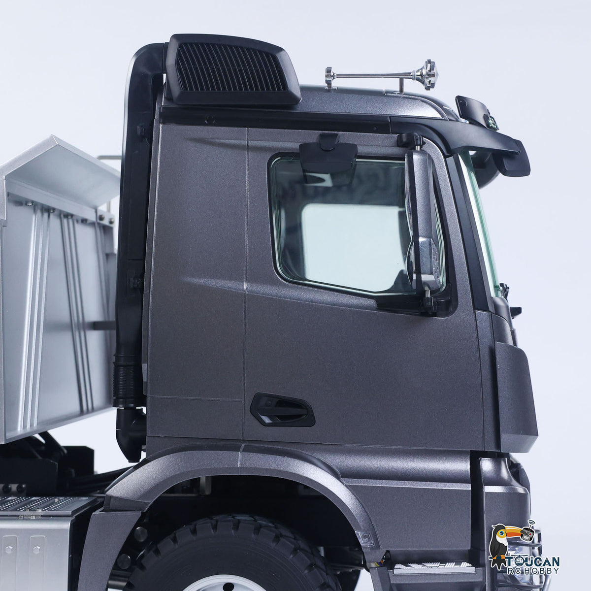 KABO‑5702 1/14 RC 6x6 Dump Truck Gray Cab Door & Window Close-Up,Scale Simulation Cab Body Details