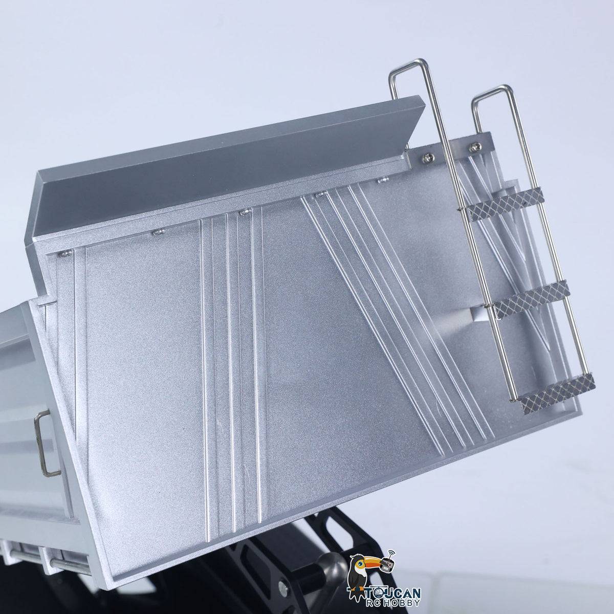 KABO‑5702 1/14 RC 6x6 Dump Truck Silver Cargo Bed Panel Close-Up,Screw-Driven 47° Lifting Dump Bed Structure