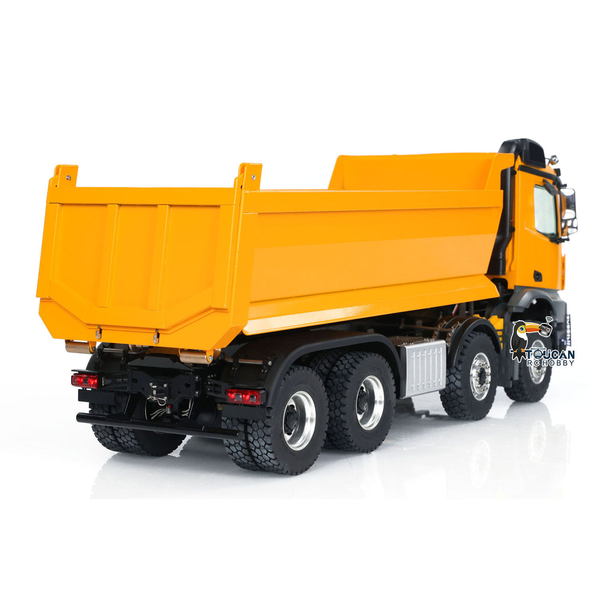 KABO-K3366 1/14 RC 8x8 Dump Truck Straight Rear Static View,U-Shape Dump Bed Taillight Assembly Appearance