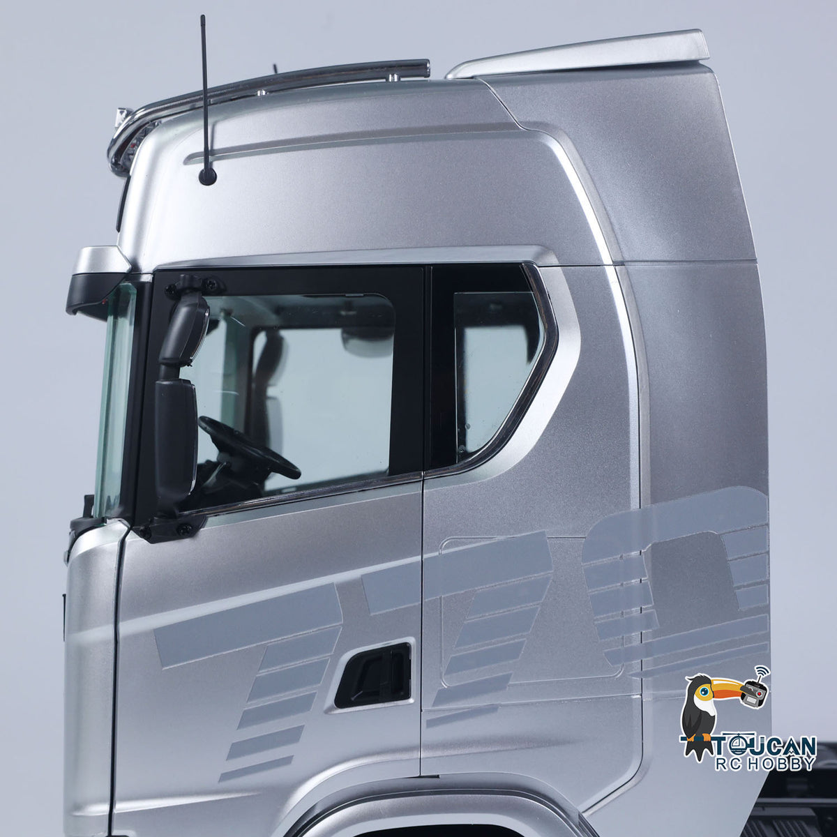 KABO-K770S-100 1/14 RC Tractor Truck Silver Cabin Side Close-Up,Openable Door And Side Window Scale Details