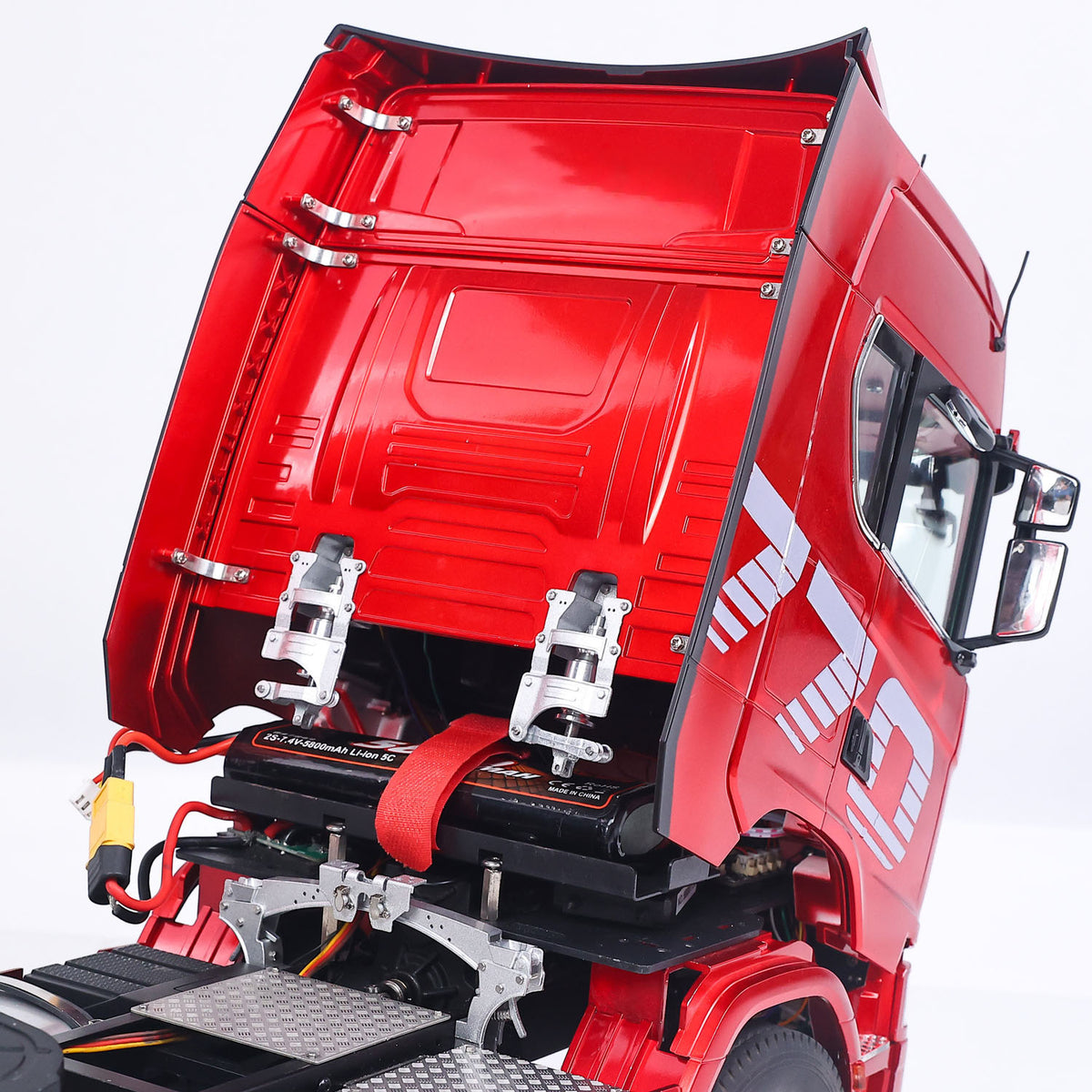 KABO K770S-100 1/14 RC 4X2 Tractor Truck Rear Top View, Multi-Directional Fifth Wheel Coupling Structure