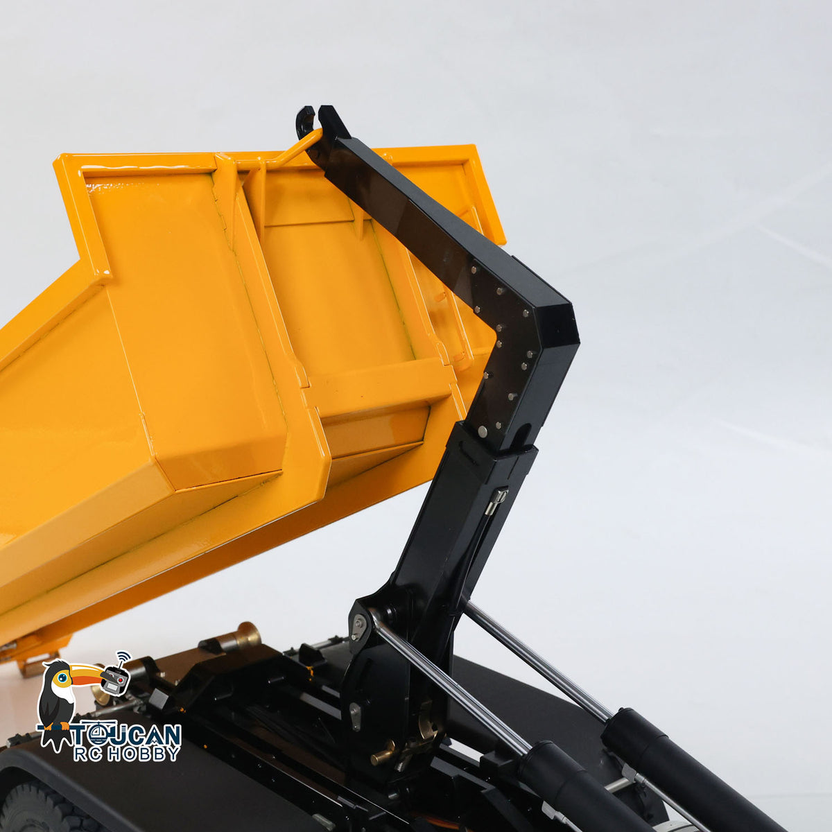 KABO‑K3365 1/14 RC 8x8 Dump Truck Hook‑Lift Assembly Close‑Up,CNC Metal Hook‑Arm Hydraulic Mechanical Details