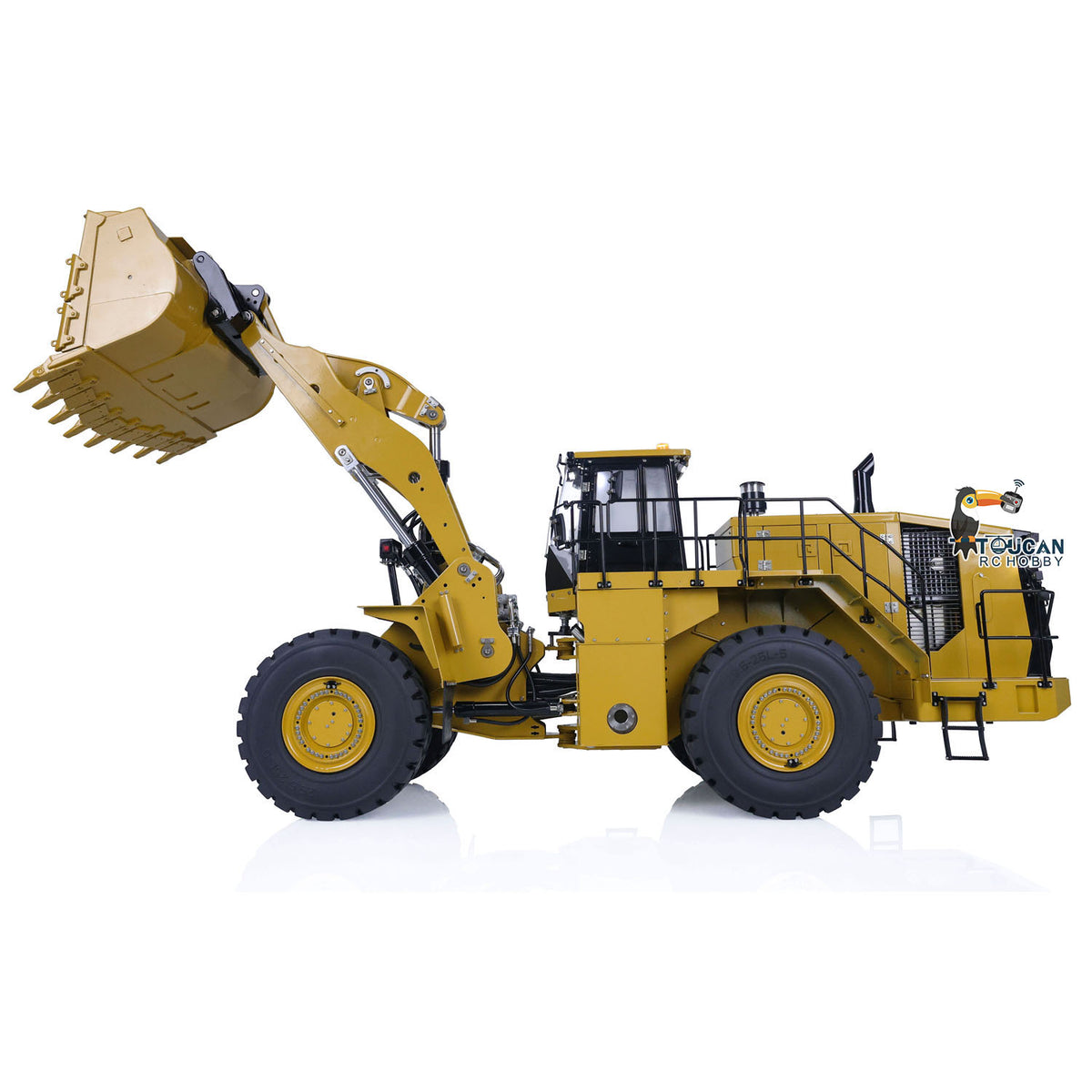 KABO‑K988‑100S 1/14 RC Hydraulic Wheel Loader Yellow Bucket‑Tilt Unloading Pose, Realistic Hydraulic Movement Simulation