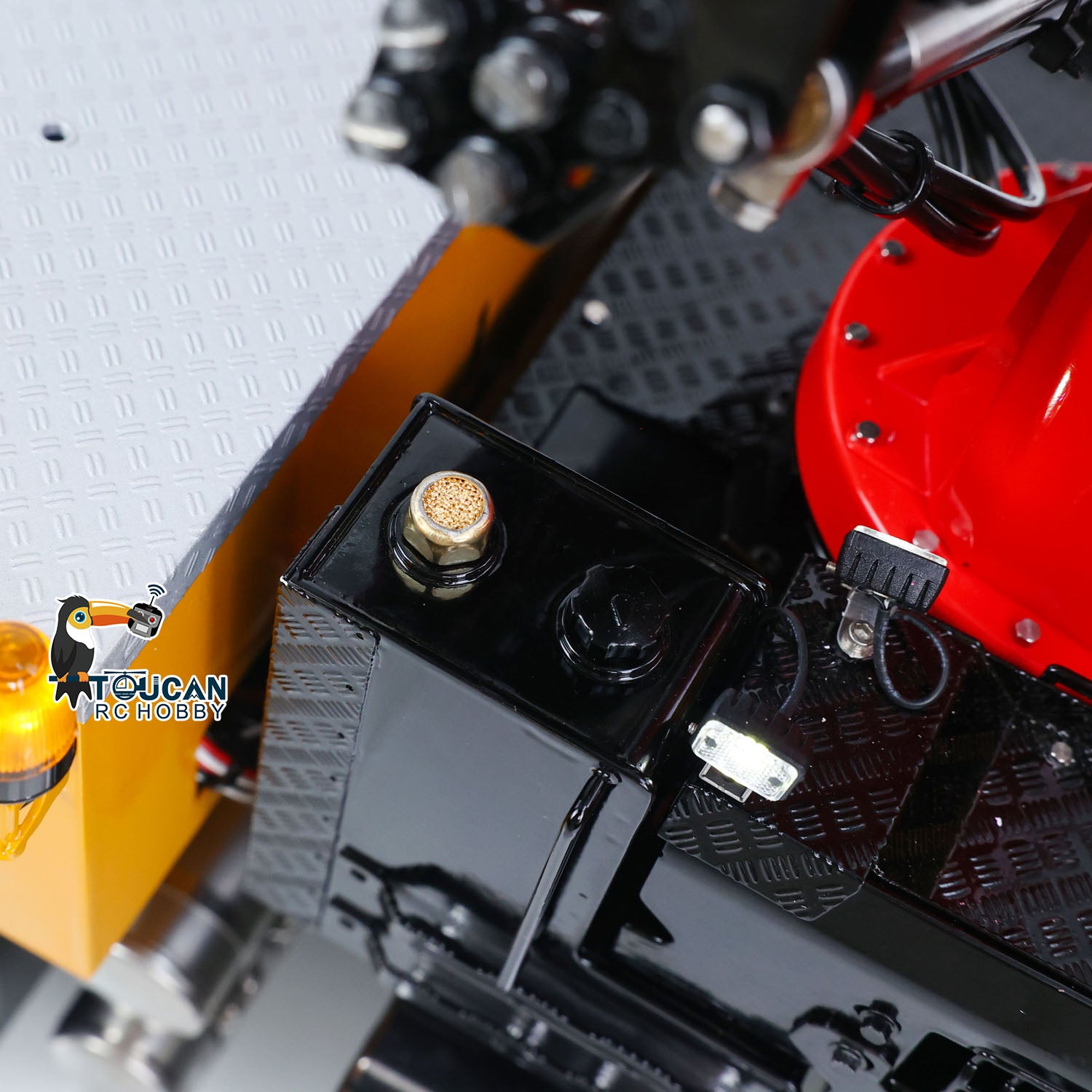 LESU 1/14 RC Hydraulic Crane Truck Crane Arm Joint Close-Up, Hydraulic Cylinder & Articulated Joint Mechanical Detail