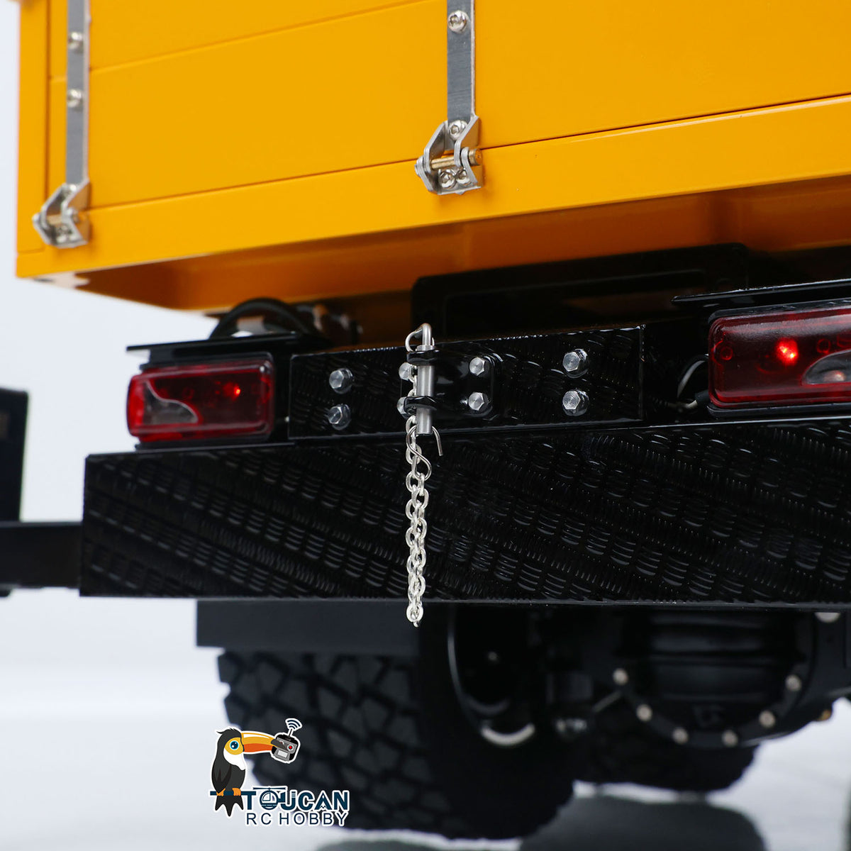 LESU 1/14 RC 6X6 Hydraulic Crane Truck Yellow Side View, Horizontal Extended Crane, Stable Outrigger Support State