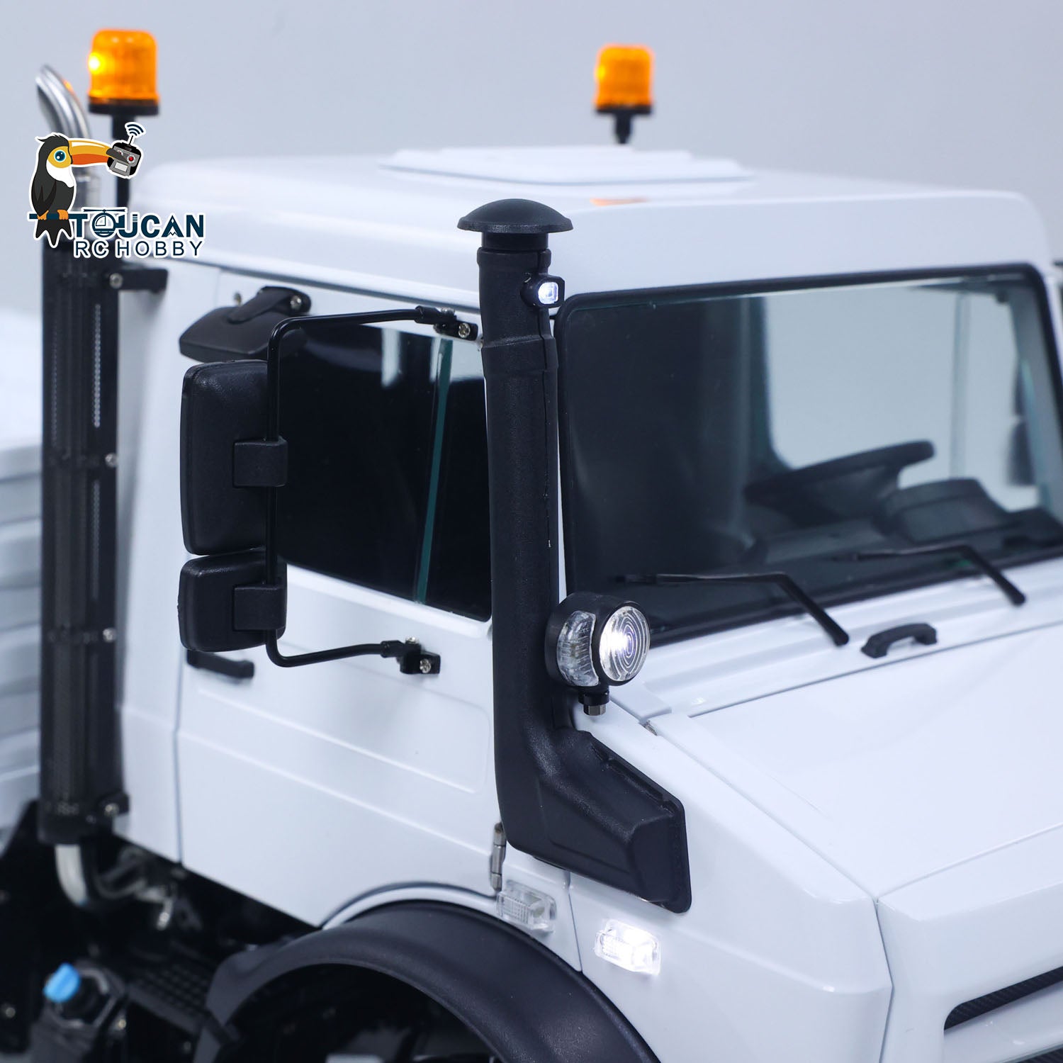 LESU U4023 1/14 metal 4x4 RC off road truck cab roof light