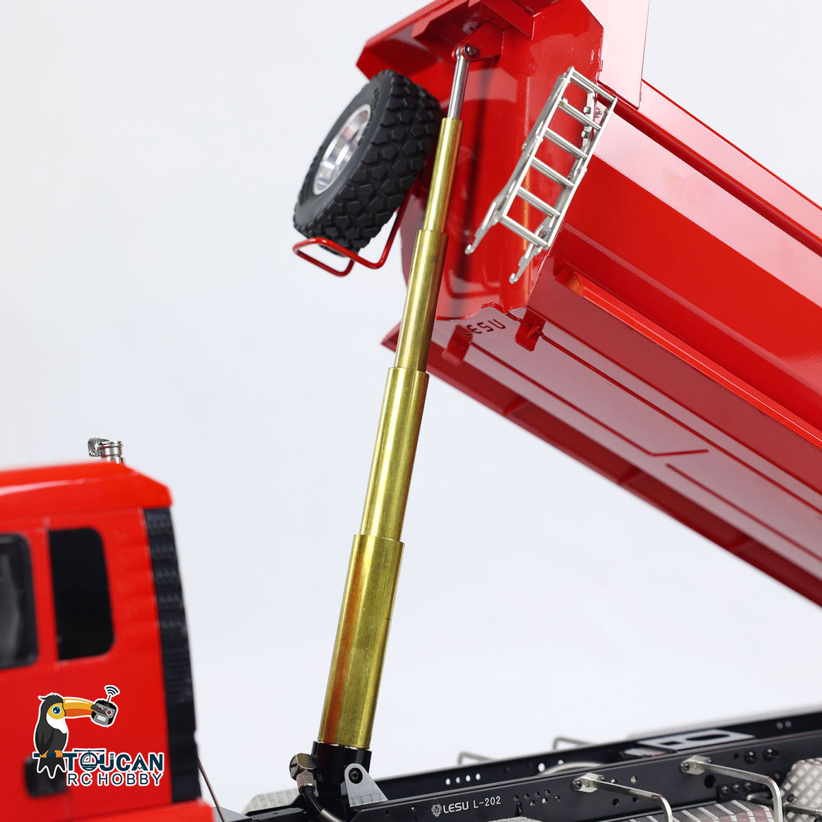 LESU 1/14 RC 8x8 Dump Truck Front Multi‑Stage Hydraulic Cylinder Close‑Up, U‑Bucket Hinge And Connection Mechanism