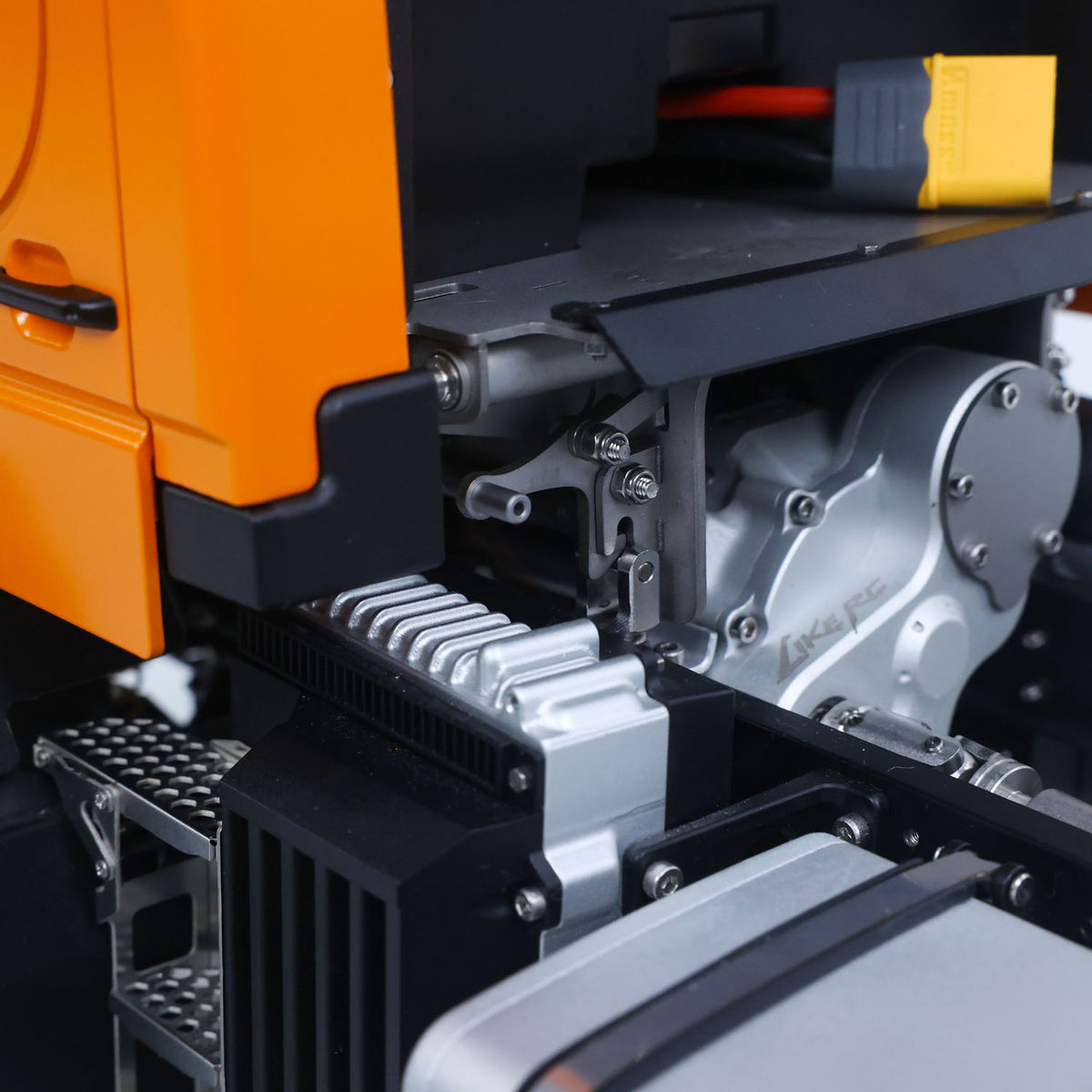 LikeRC U535Lite 1/14 RC 4X4 Crawler Truck Chassis Side Gearbox Close‑Up, Two‑Speed Transmission & Dual‑Output Shaft Reduction Gear