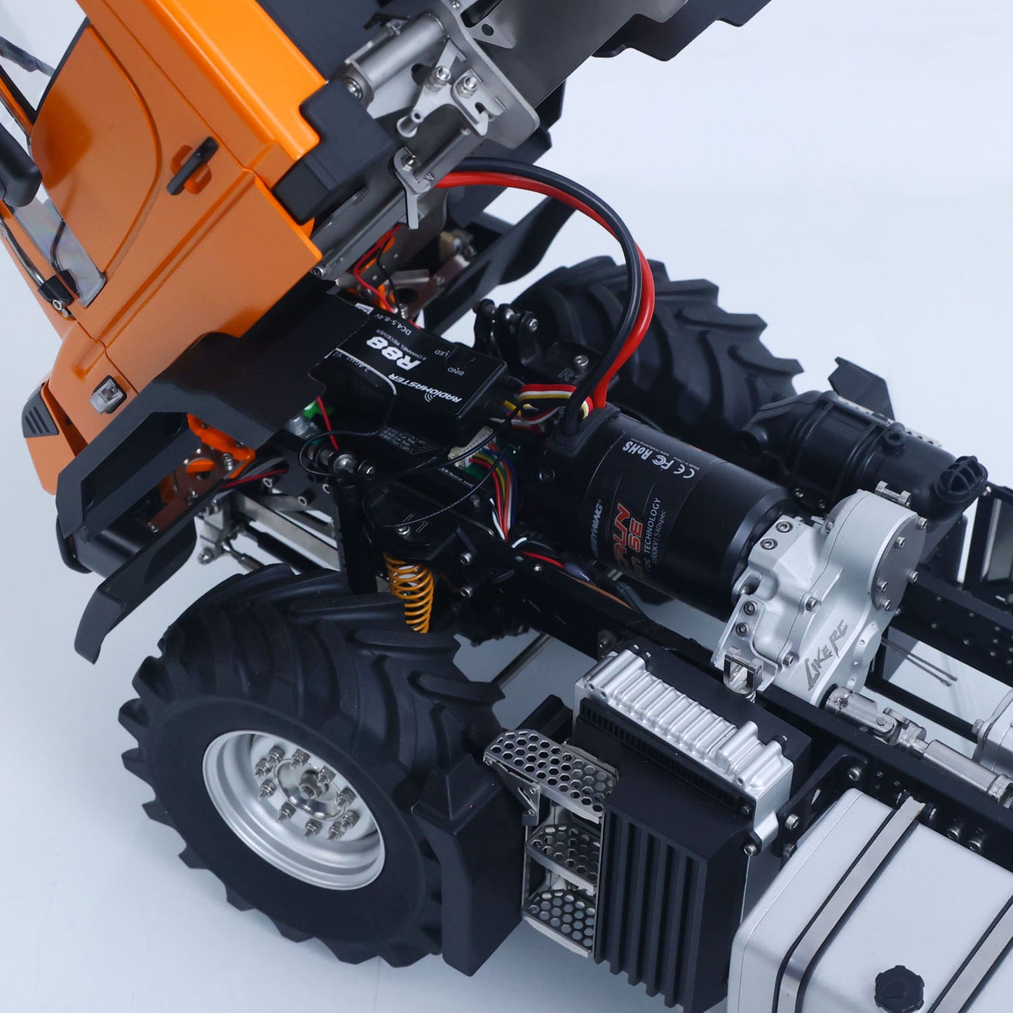 LikeRC U535Lite 1/14 RC 4X4 Crawler Truck Internal Electronic Compartment Close‑Up, Brushless ESC, Cooling Fan & Wiring Harness Layout