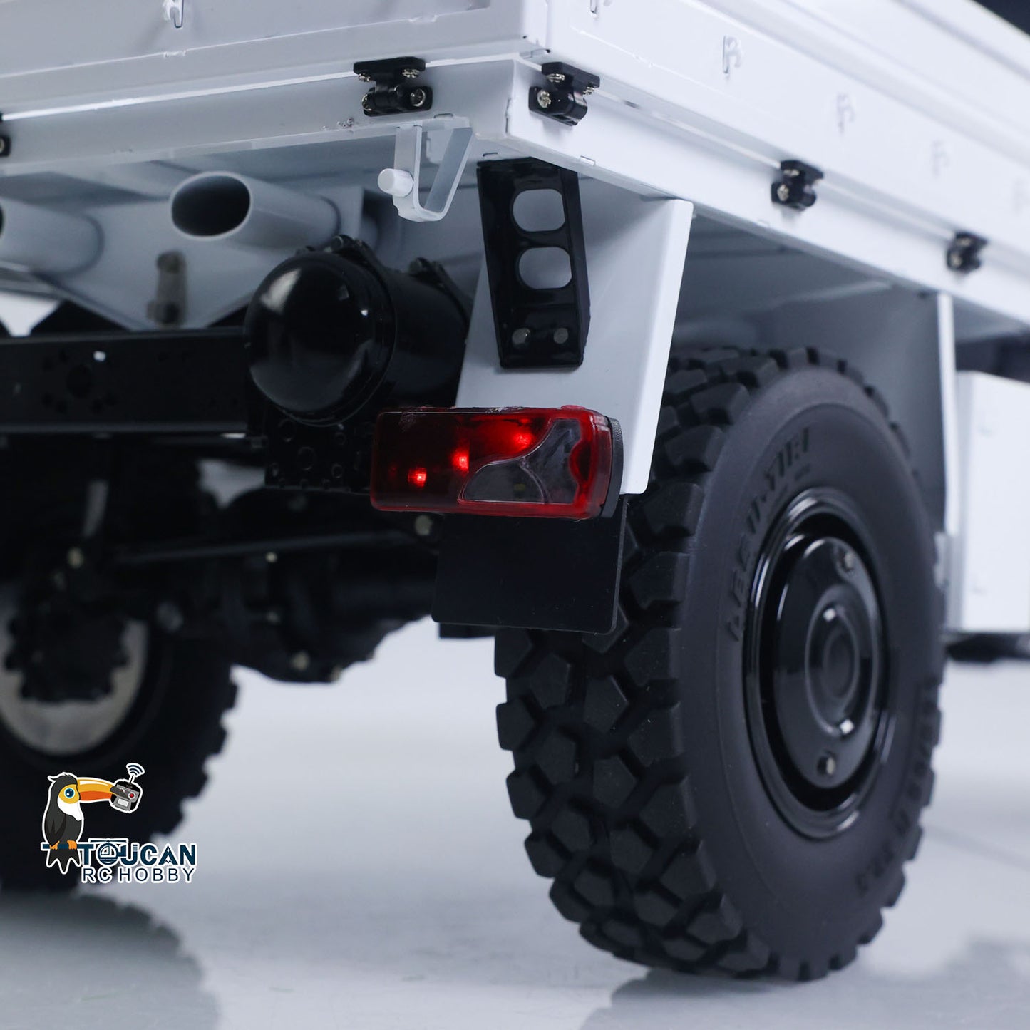 LS-1 RC metal truck rear tail light LED system U4023 1/14 scale lighting detail close up