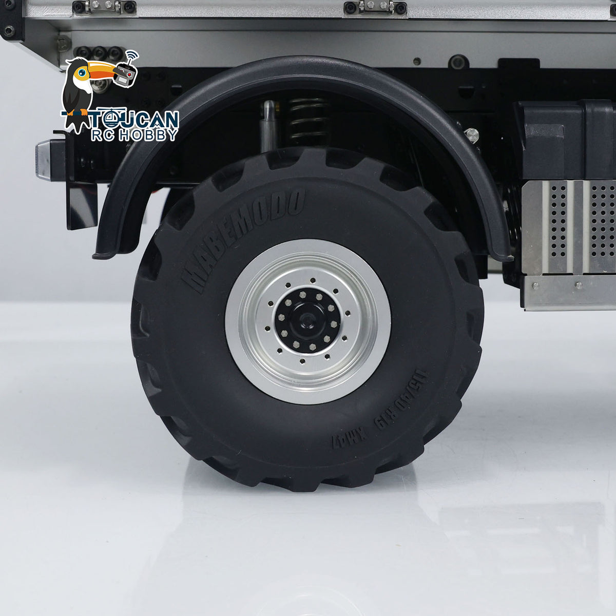 MD 1/10 RC Offroad Truck U423 Chassis Bottom View, Front and Rear Axle Diff Locks