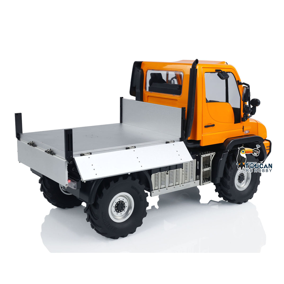 MD 1/10 RC Climbing Truck U423 Side View, Simulated Snorkel, Chimney and Wiper Details