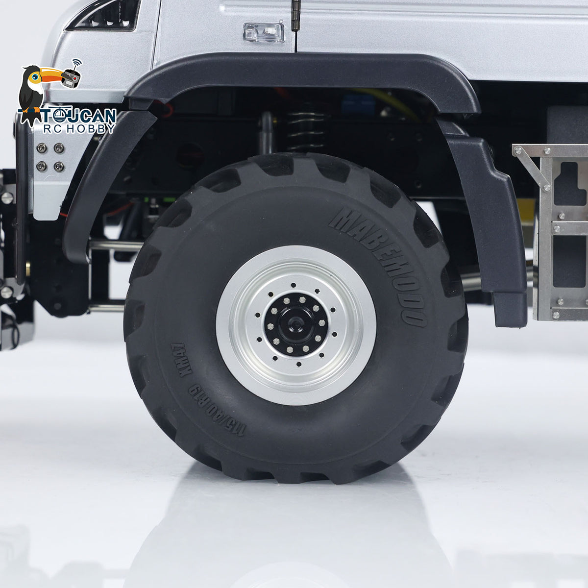 MD 1/10 RC 4X4 U423 Wheel Tire Closeup, Heavy-Duty Off-Road Rubber Tire Assembly