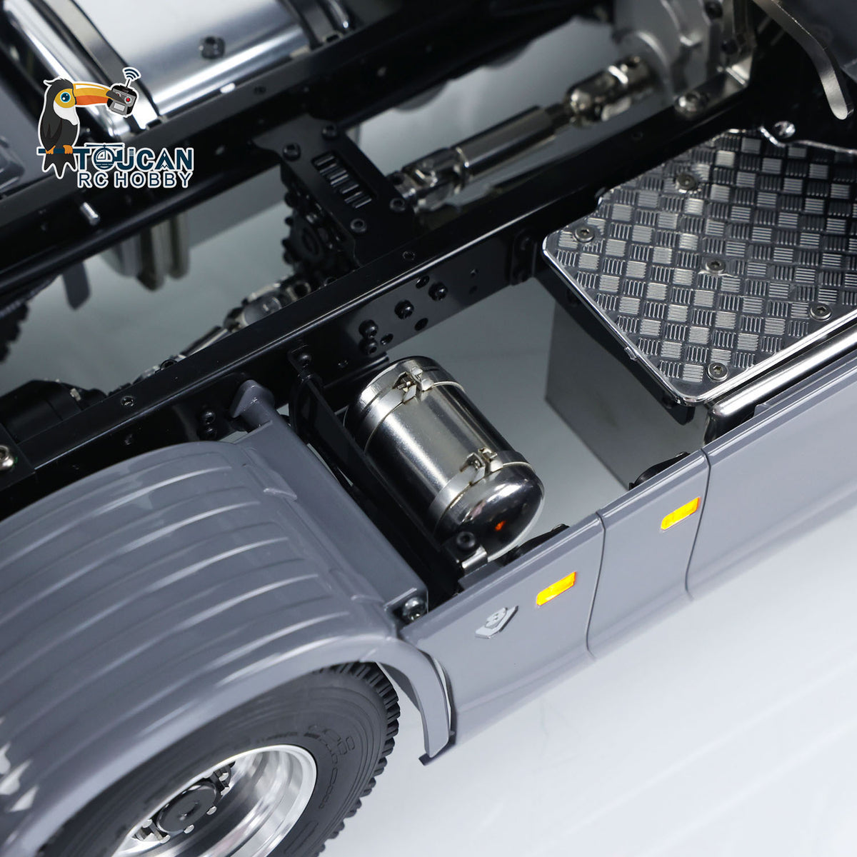 MD 1/14 RC 6x6 Tractor Truck 770S Grey Chassis Side Close-Up, Simulated Fuel Tank & Metal Frame Details