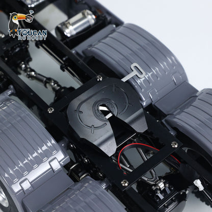 MD 1/14 RC 6x6 Tractor Truck 770S Grey Rear Axle Close-Up, CNC Metal Axle and Differential Lock Assembly