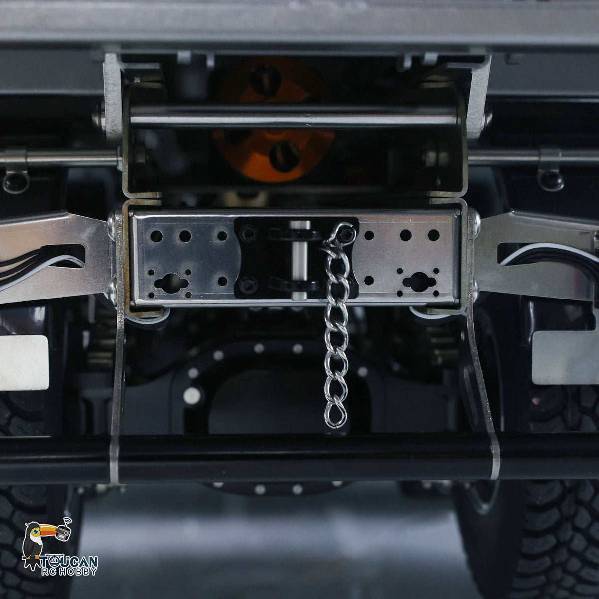 MD 1/14 RC 8X8 Metal Chassis MODO-001 Closeup, Differential Lock Axle Assembly