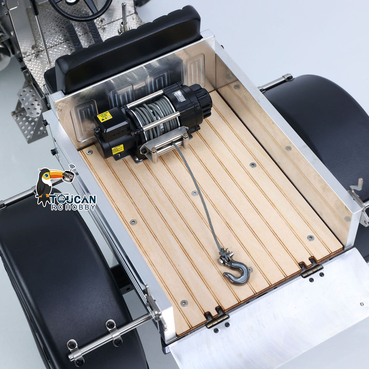 MD MD009 1/10 RC 4X4 Tractor Truck Rear Deck Close-Up, KKRC Metal Dual-Motor Winch Assembly, Simulated Wooden Deck