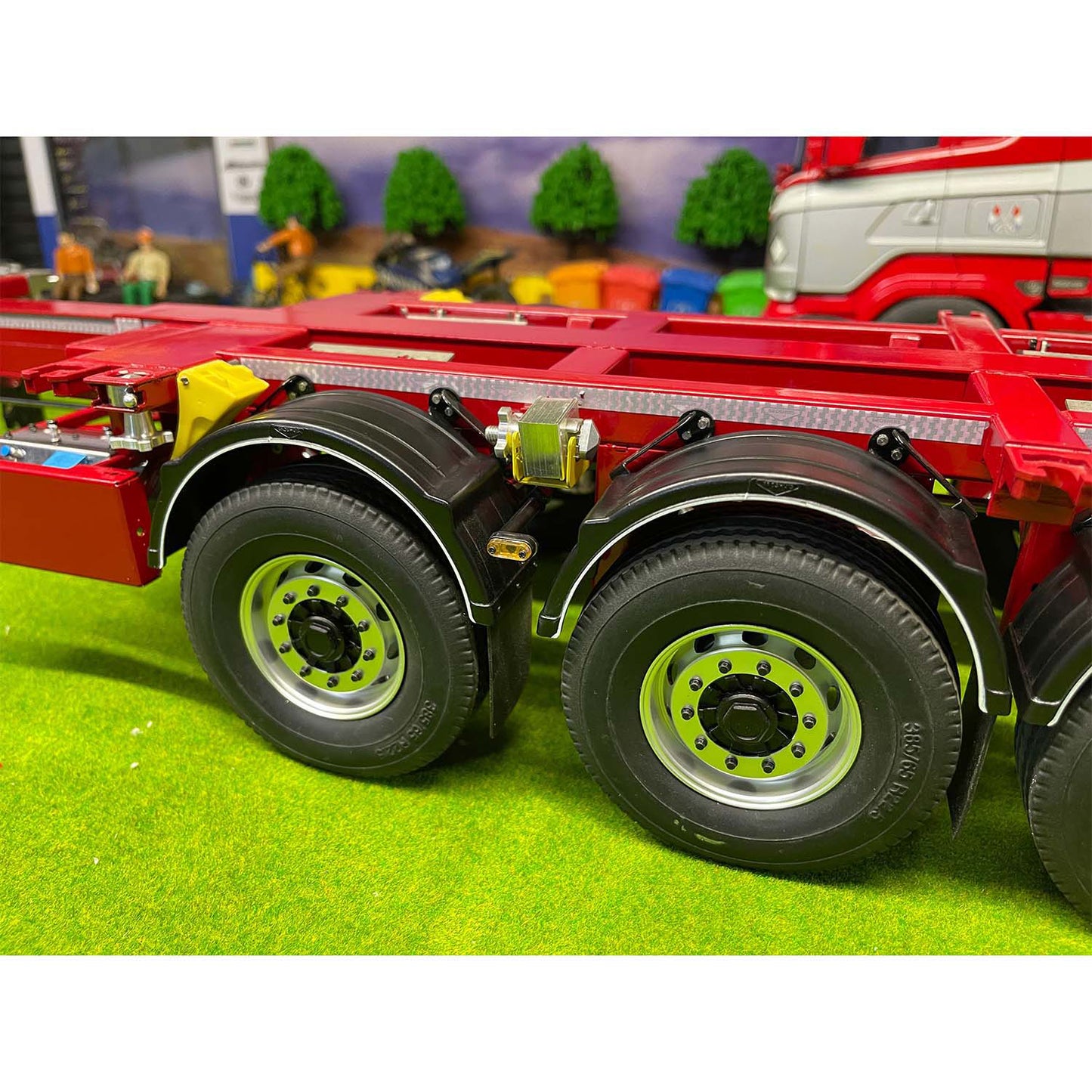 NX 1/14 3 axle metal RC trailer wheel system detail