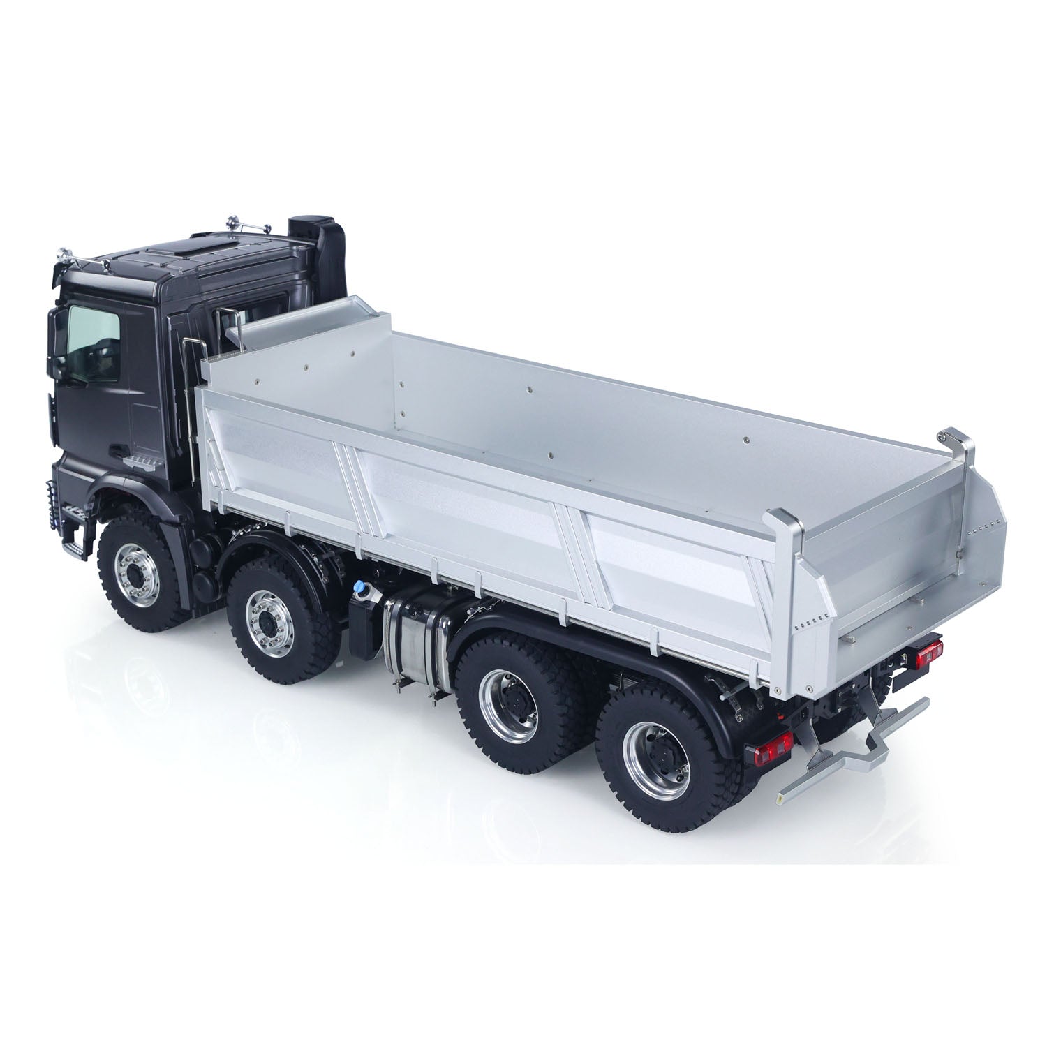 8x8 all wheel drive system of RC hydraulic dump truck K3367 showing axle structure